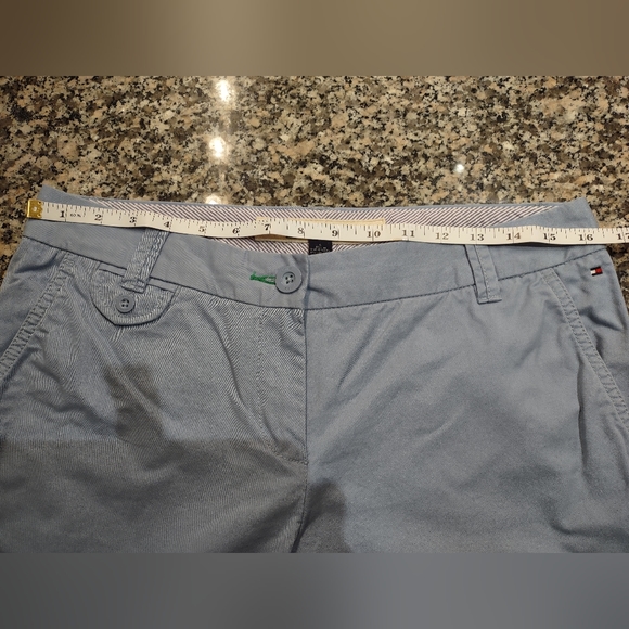 Tommy Hilfiger Women's Pre-Loved in good Condition Blue Chinos Size 6 - Picture 6 of 9